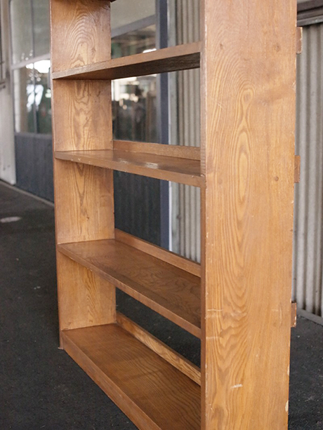 古道具、骨董品_がっちり本棚　のっぽ